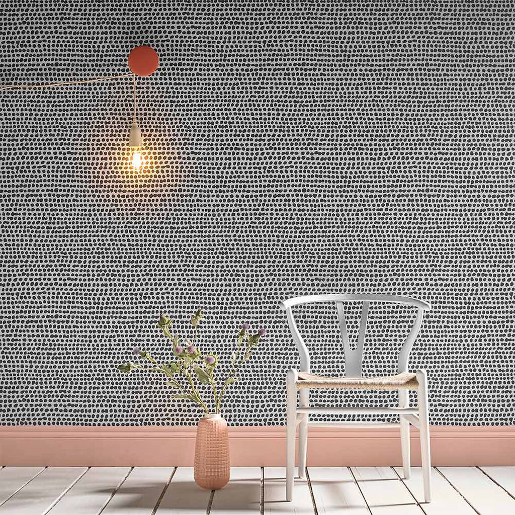 Chic Black and White Polka Dot Walls