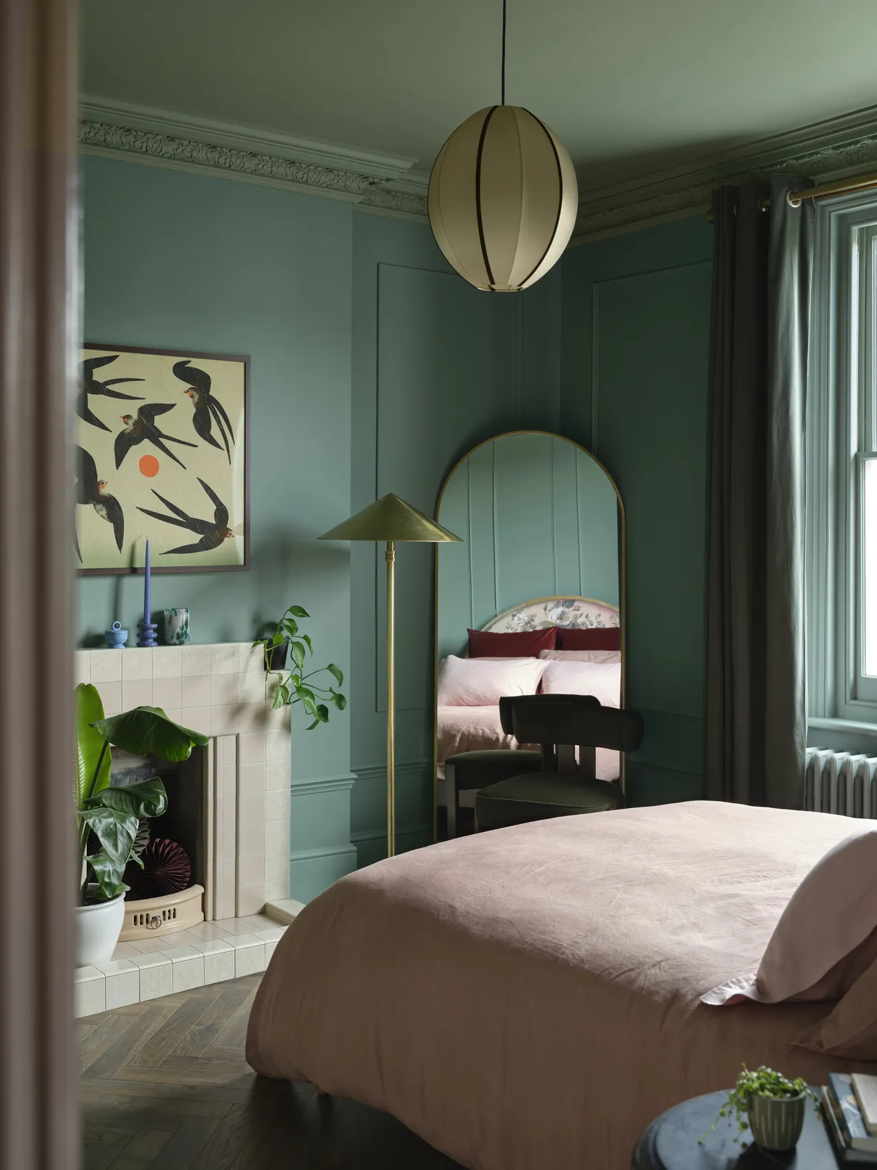 Green blue colour capped bedroom
