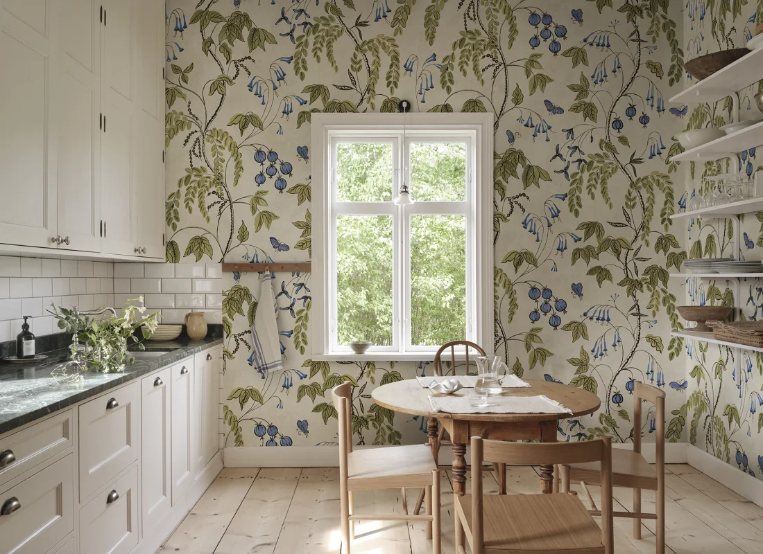 Sandberg Ottilia, Olive Green oversized motif wallpaper