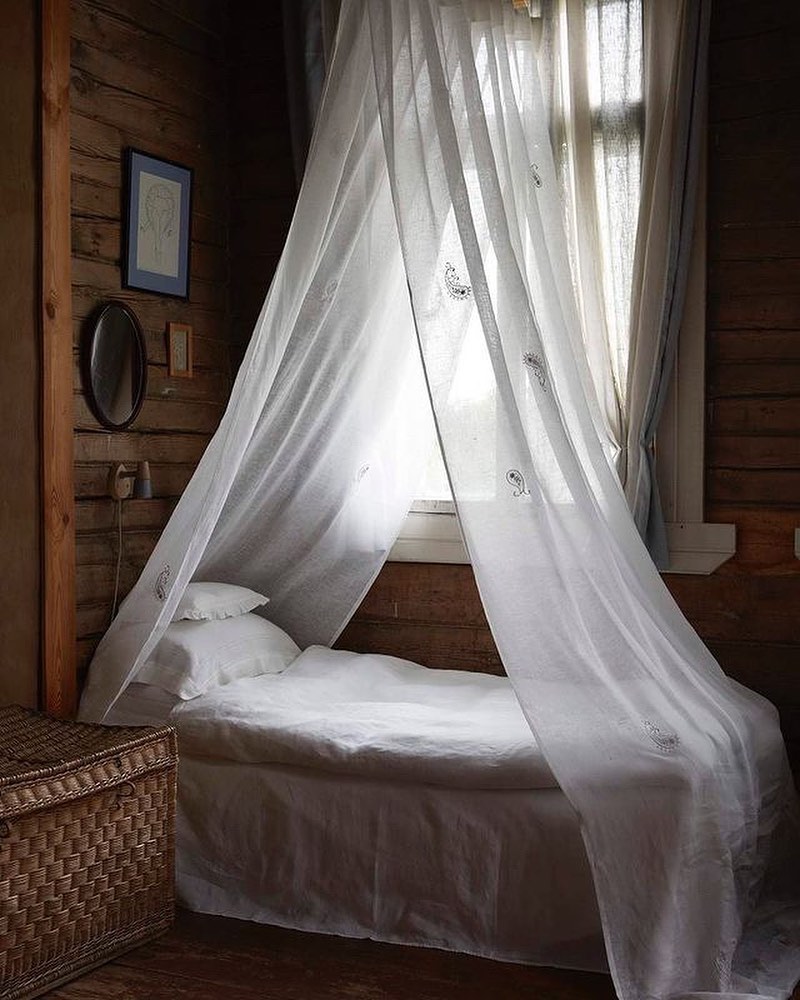 japandi heritage linen bed hanging